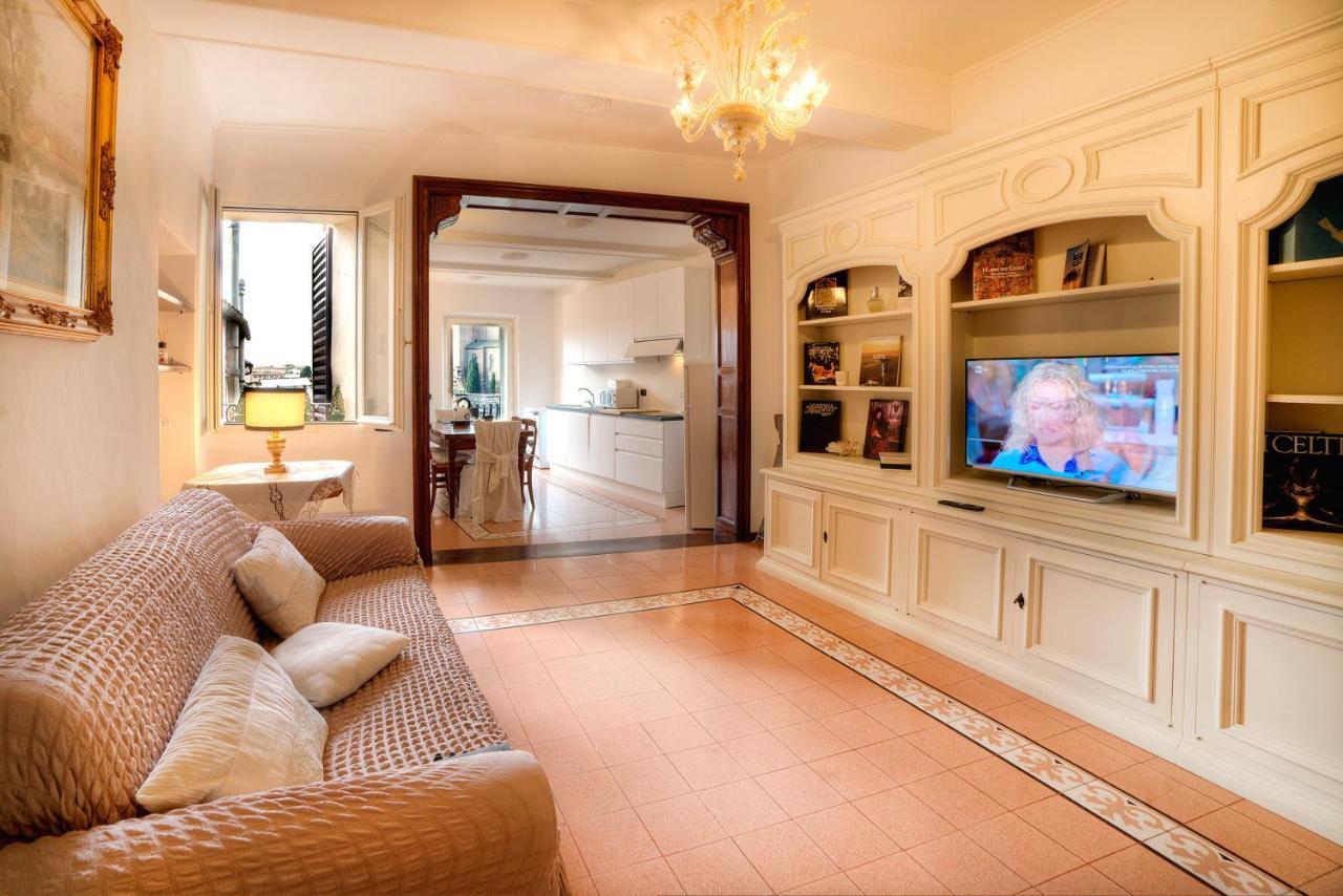 Dama Charming Apartment 100M From Piazza Del Campo Siena Eksteriør billede